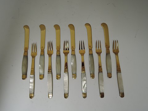 Georg Jensen silver / gold plated Dessert cutlery 
6 persons.