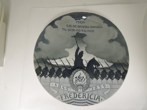 Royal Copenhagen
Commemorative Plate # 26