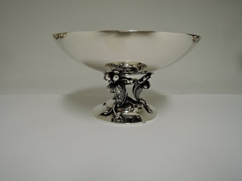 Georg Jensen
Sterling (925)
Bowl on foot
design 608