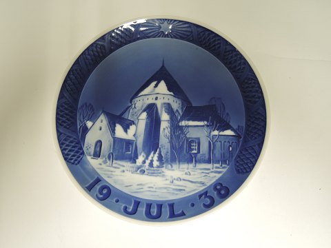 Royal Copenhagen
Christmas Plate 1938