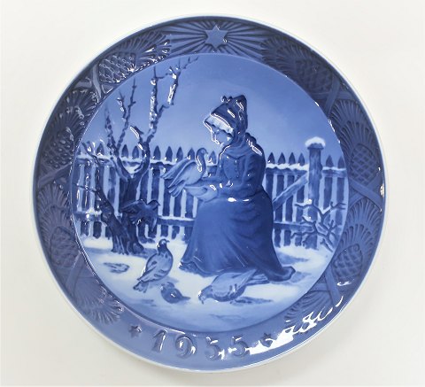 Royal Copenhagen. Christmas plate 1955. (1 Quality)