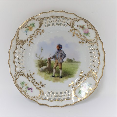 Royal Copenhagen. Plate with open-work border. Diameter 19 cm. Motiv; Man from 
Funen . Produced before 1923.