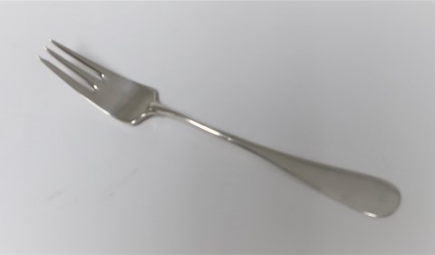 Michelsen. Ida. Kagegaffel. Design: Ole Hagen. Sterling (925). Længde 15 cm.