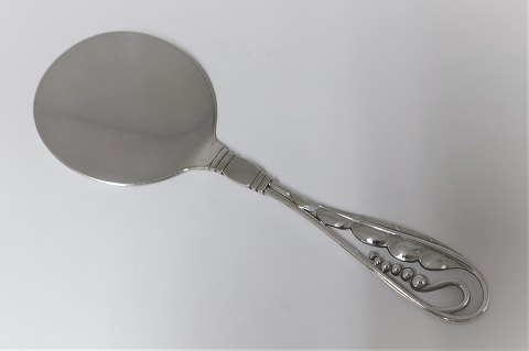 Georg Jensen. Silberbesteck (925). Modell 42. Tortenheber. Länge 15,8 cm. 
Produziert 1933-1945.