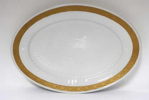 Königliches Kopenhagen. Fan mit Gold. Ovales Tablett. Modell 11507. Länge 30 cm 
(1 Wahl)