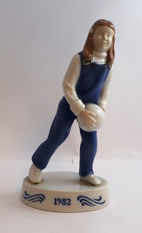 Bing & Grondahl. Porcelain figure. Girl with ball. Year figure 1982. Height 22 
cm. (1 quality)