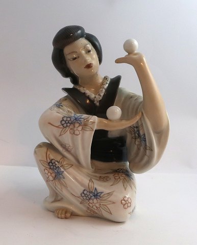 Dahl Jensen. Porcelain figurine. Japanese juggler. Model # 1326. Height 18 cm. 
(1 quality)