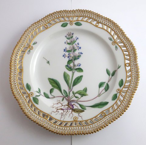 Royal Copenhagen Flora Danica. Lunch plate with open-work border. Design # 3554. 
Diameter 23 cm. (1 quality). Ajuga reptans L