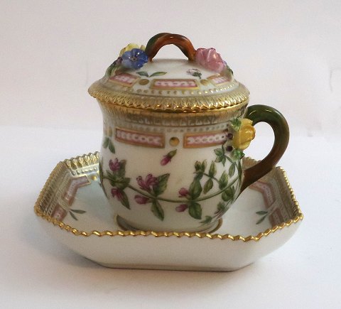 Royal Copenhagen. Flora Danica. Custard cup w. stand. Model # 3514 + 3515. (1 quality). Euphrasia officinalis L
