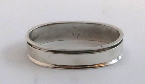 Georg Jensen. Sterling silver napkin ring (925). Model 22B. Produced 1933–1945.
