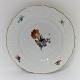 Royal Copenhagen. Let saksisk blomst. Middagstallerken. Model 493/1621. Diameter 
25 cm. (1 sortering).