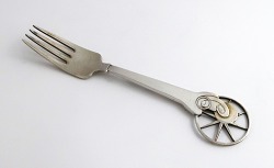 item no: 595626