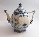 Royal Copenhagen. Blue Fluted, Full lace. Royal Copenhagen. Teapot. Model 1117. 
Height 16 c. (1 quality).
