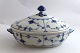Royal Copenhagen. Blue fluted, plain. Oval lidded dish.Model 283. Length 27.5 
cm. Width 18 cm. (1 quality). Produced before 1923