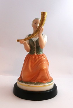 Figurines